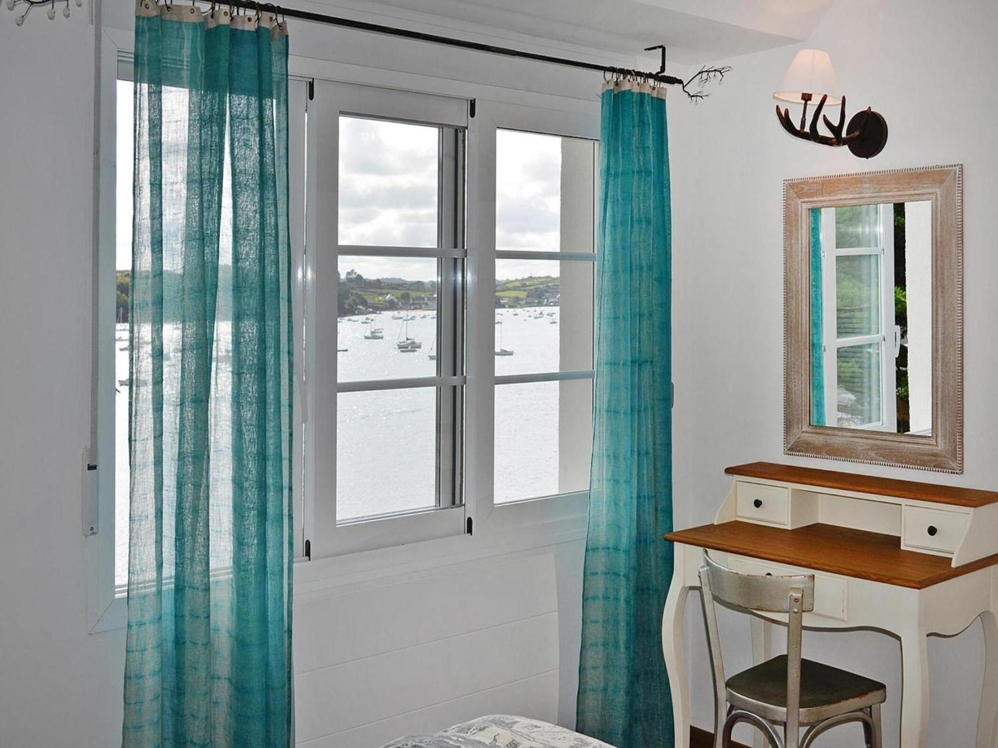 Pretty Breton Holiday Home In A Top Location Plougasnou Exterior foto